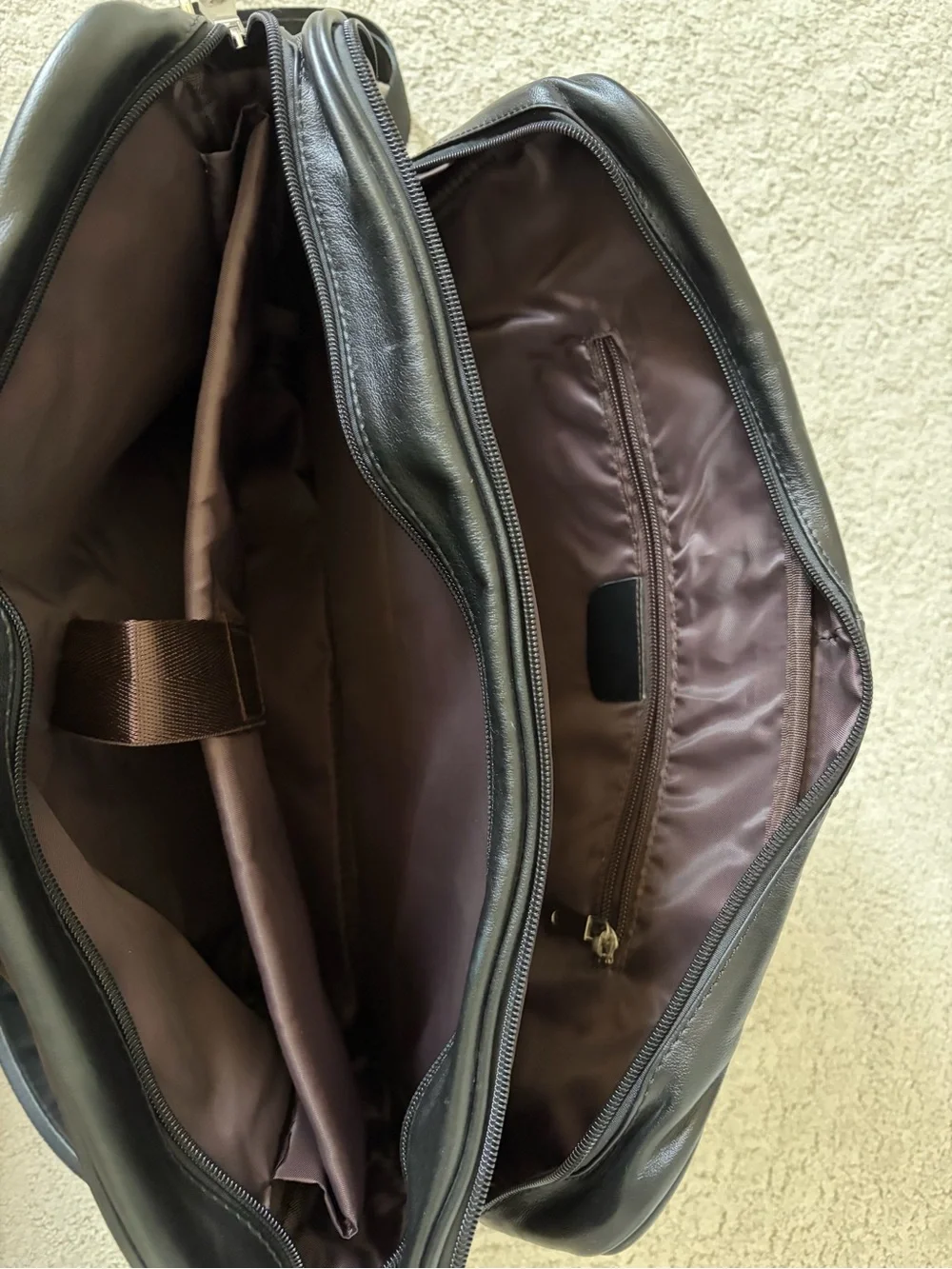 Polare Men's Black Leather Briefcase with Removable Shoulder Strap